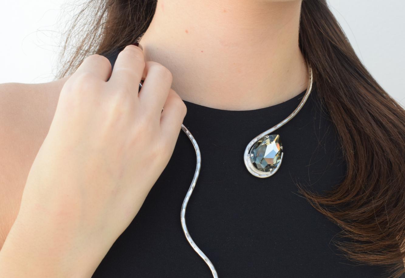 Aigle Necklace – Handmade Greek hammered jewelry with Swarovski crystal drop, available in 18K gold or silver plated finish.