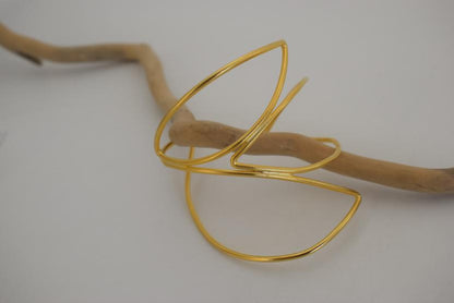 Nereis Bracelet – Handmade Greek Hammered Jewelry in gold or silver plated with elegant open-wave design inspired by sea nymphs.