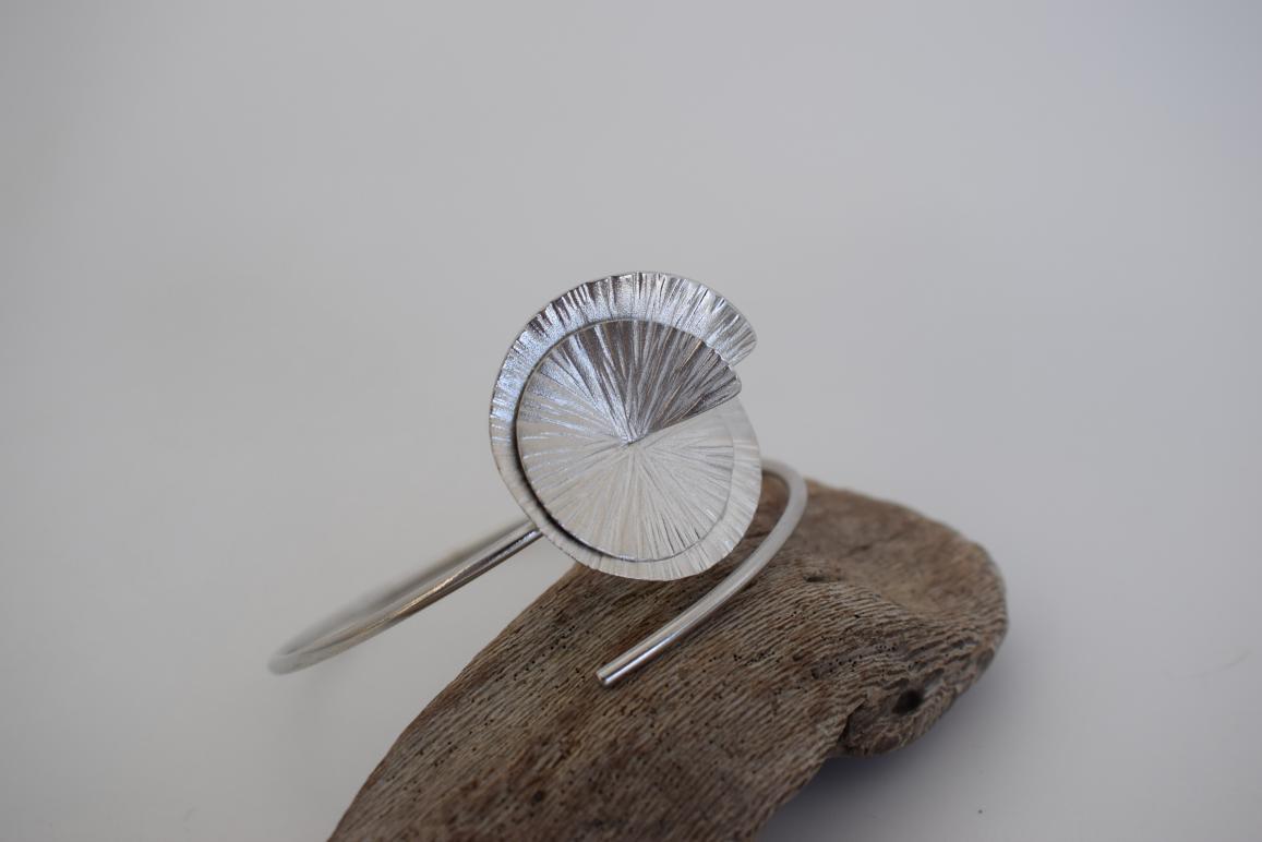 Handmade Noufaro bracelet, Greek hammered jewelry in 18K gold or silver plated with sculptural double-disc design.