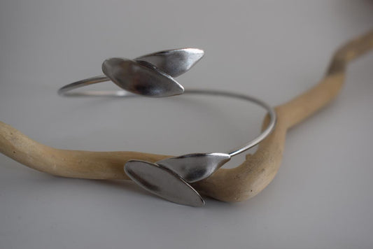 Elaia bracelet – Greek hammered jewelry – 18K gold or silver plated, also available in rose gold, hammered olive leaf design