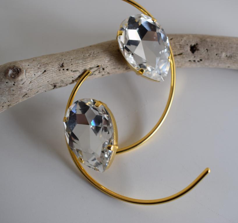 Aigle earrings in handmade Greek hammered jewelry with crystals, available in 18K gold plated and 18K silver plated.
