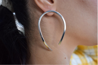 Krikos Earrings – Greek Hammered Jewelry – Available in 18K Gold, Silver, and Rose Gold Plated. Circular design symbolizing unity and eternity, handcrafted and hypoallergenic.
